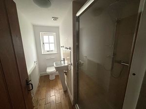 Photo 19- click for photo gallery